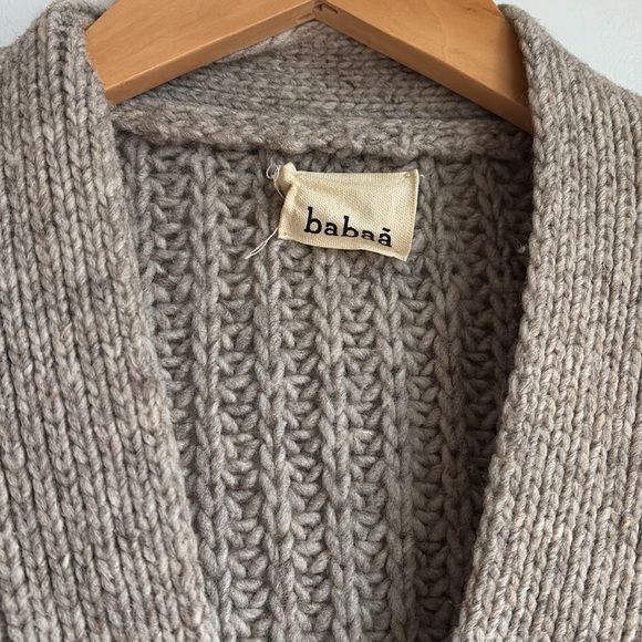 Babaa No 19 Cardigan in Mist - Picture 3 of 4